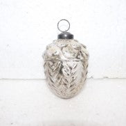 Weinachtsornament Acron Hänger Blatt Design silber